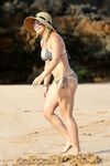 Hilary Duff Paparazzi Bikini Beach Set Leaked
