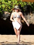 Hilary Duff Paparazzi Bikini Beach Set Leaked