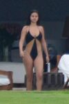 Selena Gomez Sexy One-Piece Swimsuit Paparazzi Set Leaked