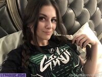 Ellieidol exclusive onlyfans leaked nudes