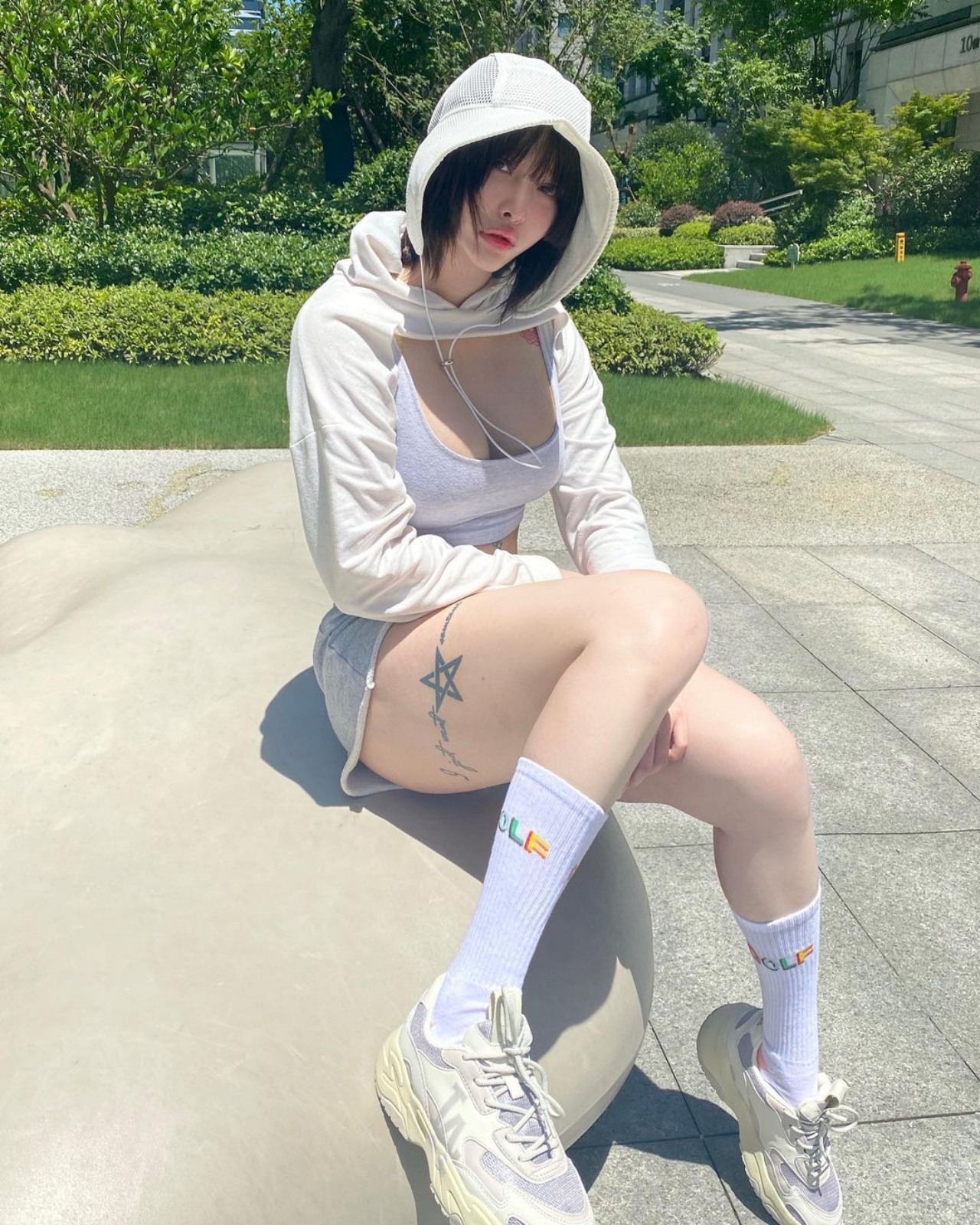 Songyuxin Hitomi Onlyfans Leaks Photoset - Cosplay Paid Set