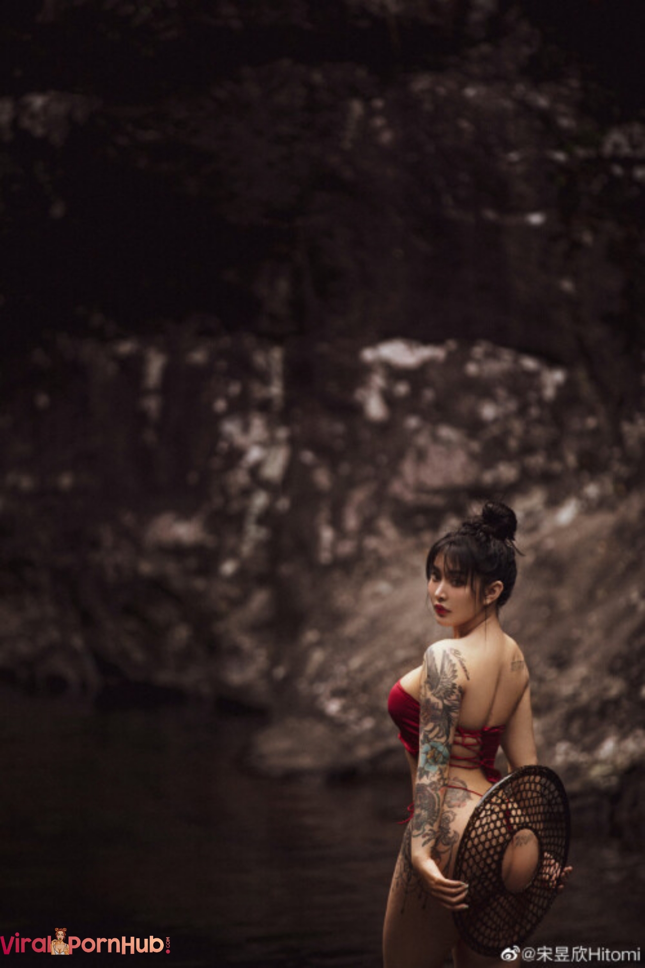 Hitomi Songyuxin Aka Syx_hitomi Nude Boobs And Big Booty Onlyfans Leaks Photos