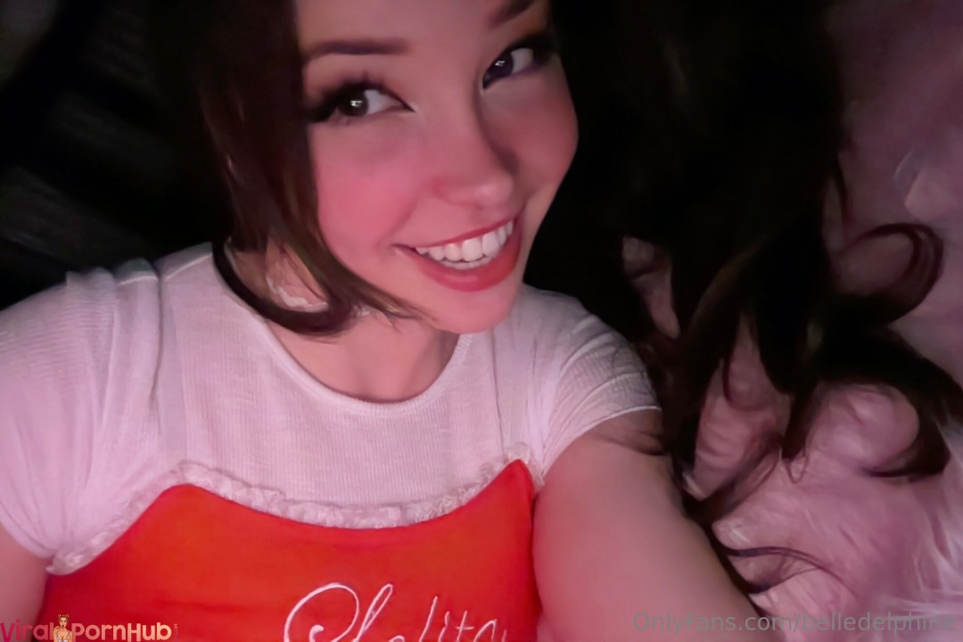 Belle Delphine Cute Laptop Selfies Onlyfans Leaks Album