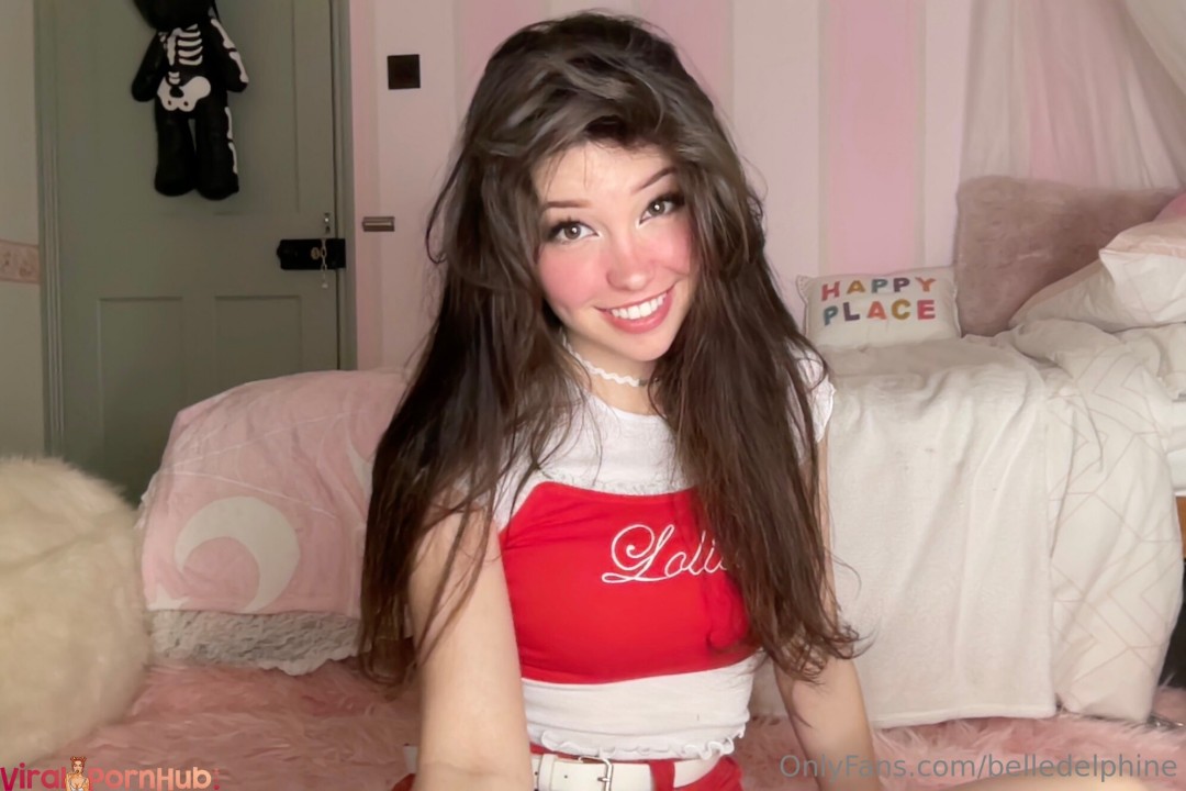Belle Delphine Cute Laptop Selfies Onlyfans Leaks Album