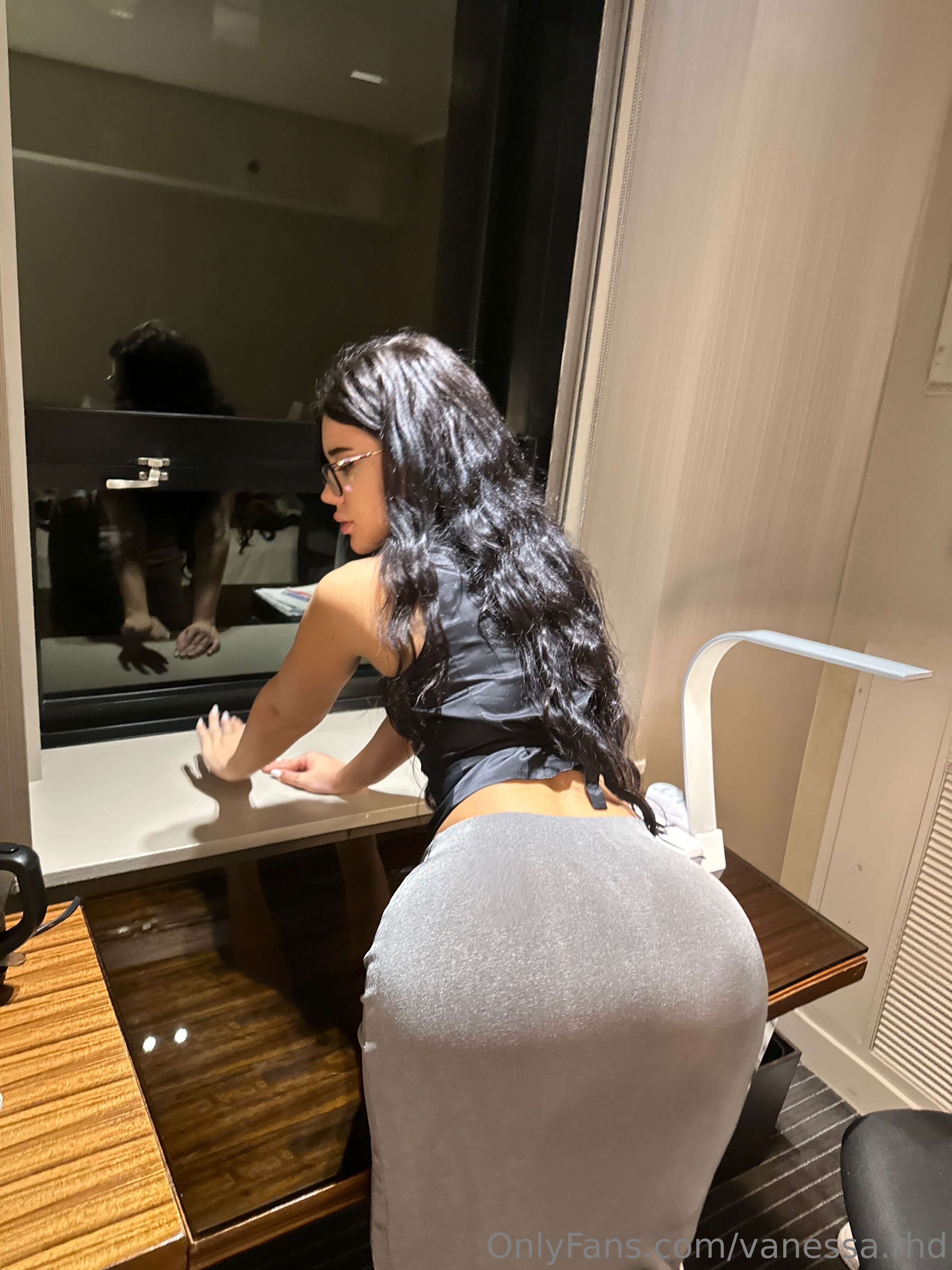 Vanessa.Rhd Hotel Room Photoshoot Leaked Pics